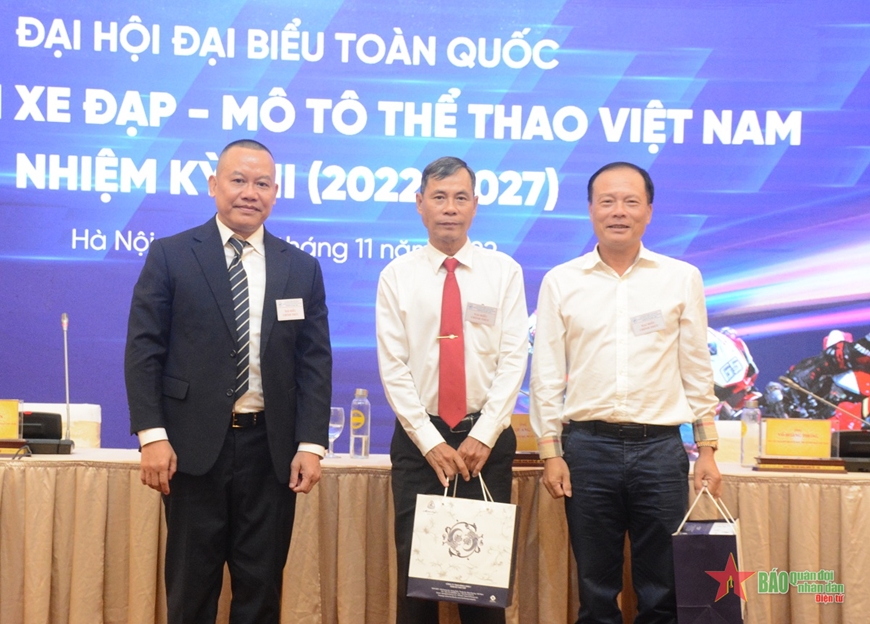 Ông Lê Văn Thắng làm Chủ tịch Liên đoàn Xe đạp-Mô tô thể thao Việt Nam
