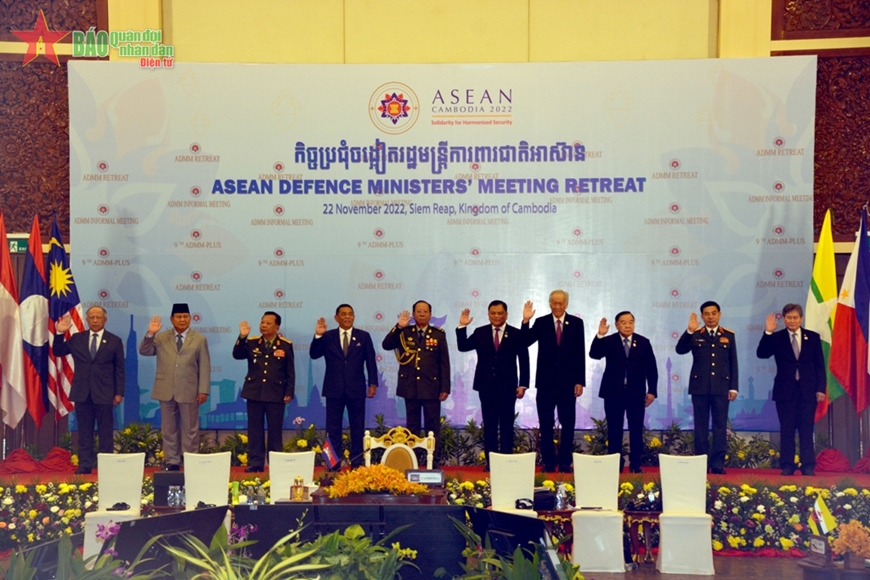 Bộ trưởng Phan Văn Giang dự Hội nghị Hẹp Bộ trưởng Quốc phòng các nước ASEAN