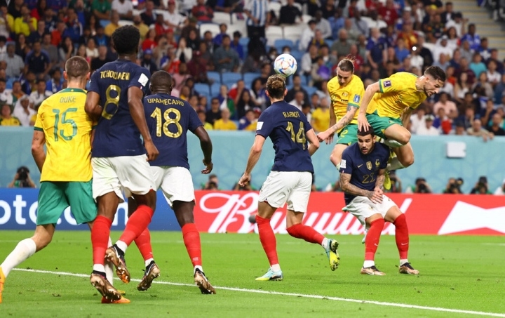 Pháp 4-1 Australia: Sức mạnh nhà vô địch