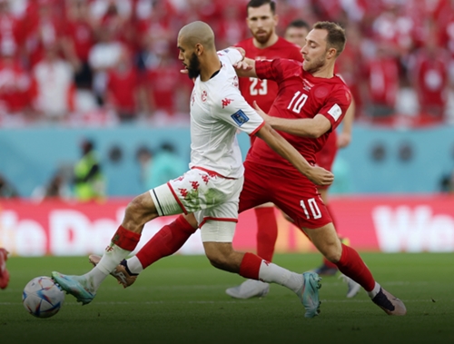 Đan Mạch - Tunisia: 0-0: Lính chì chưa dũng cảm