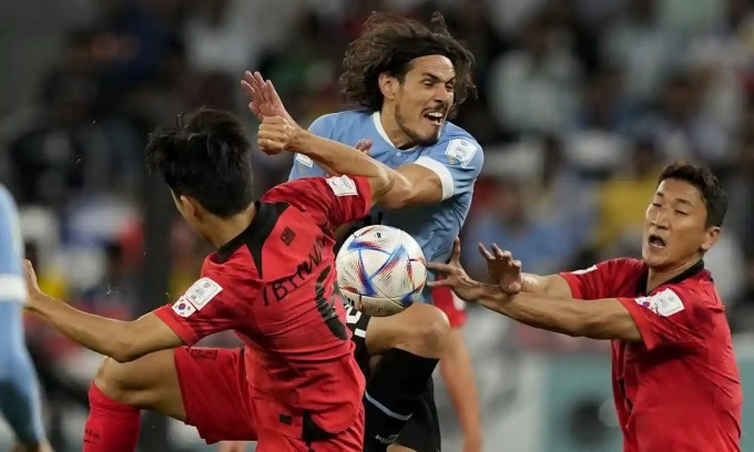 Uruguay 0 - 0 Hàn Quốc: Bất phân thắng bại