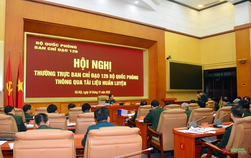 Thượng tướng Nguyễn Tân Cương chủ trì Hội nghị Thường trực Ban chỉ đạo 126 Bộ Quốc phòng thông qua tài liệu huấn luyện