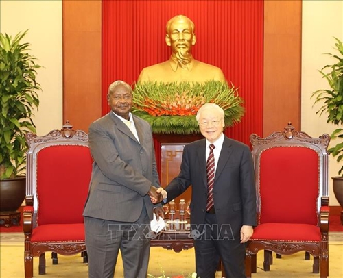 Tổng Bí thư Nguyễn Phú Trọng tiếp Tổng thống Uganda, Chủ tịch Đảng Phong trào Kháng chiến Quốc gia