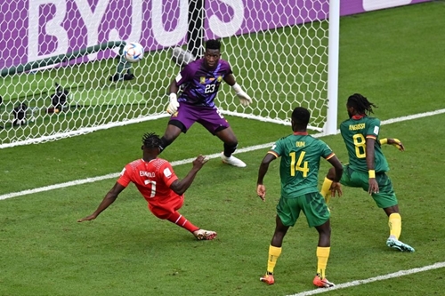World Cup 2022 - Thụy Sĩ 1-0 Cameroon: Phút chói sáng của Embolo