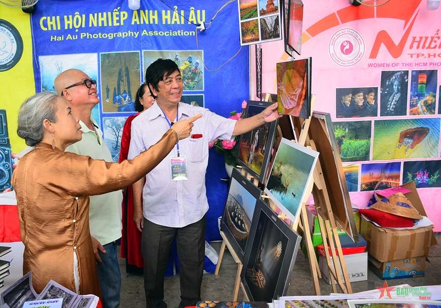 Khai mạc lễ hội nhiếp ảnh quốc tế TP Hồ Chí Minh lần thứ nhất