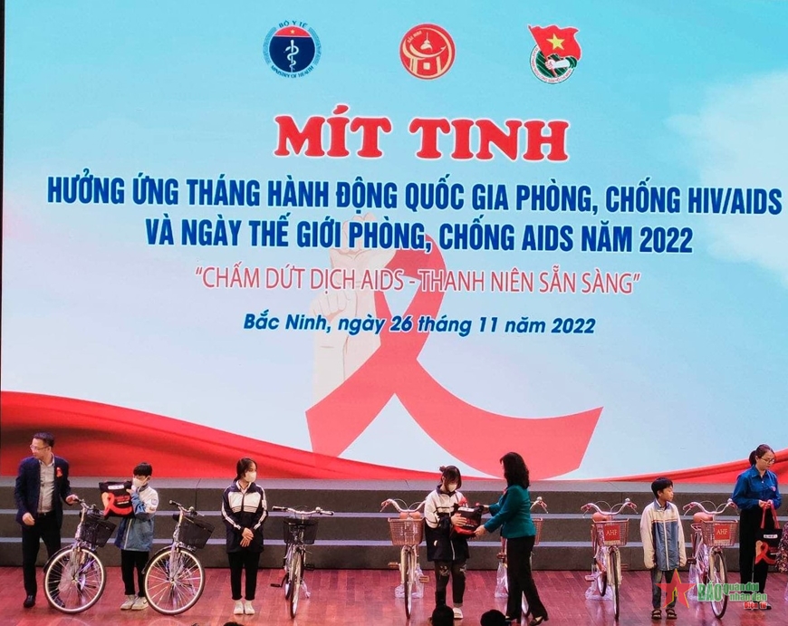 Mỗi đoàn viên, thanh niên phải là một tuyên truyền viên tích cực trong phòng, chống HIV/AIDS