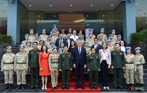 Phó tổng Thư ký Liên hợp quốc thăm Cục Gìn giữ hòa bình Việt Nam