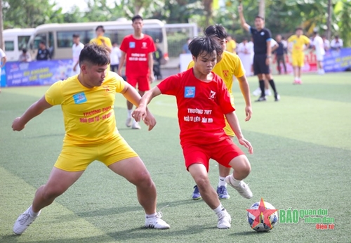 Khai mạc Giải bóng đá học sinh Trung học phổ thông Hà Nội 2022