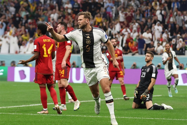 Chia điểm với Tây Ban Nha nhưng đội tuyển Đức vẫn còn cơ hội đi tiếp