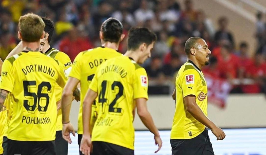 Việt Nam ngược dòng thắng ngoạn mục Dortmund 2-1