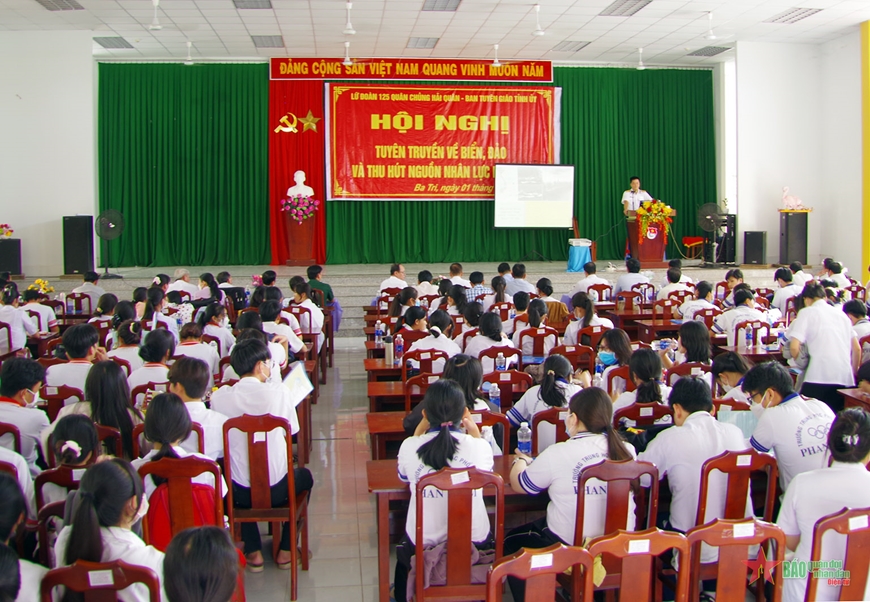 Lữ đoàn 125, Bộ tư lệnh Vùng 2 Hải quân tuyên truyền biển, đảo và thu hút nguồn nhân lực Lữ đoàn 125, Bộ tư lệnh Vùng 2 Hải quân tuyên truyền biển, đảo và thu hút nguồn nhân lực