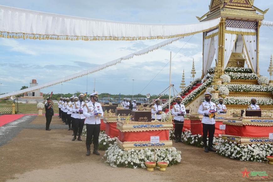 Lễ hỏa táng 49 hài cốt chiến sĩ LLVT đoàn kết cứu nước Campuchia