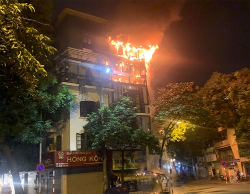 Hà Nội: Cháy nhà ở phố Hàng Lược, không gây thiệt hại về người