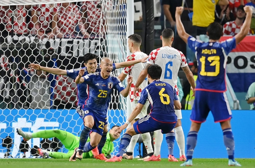 World Cup 2022: Croatia vào vòng tứ kết sau loạt “đấu súng” cân não trước Nhật Bản