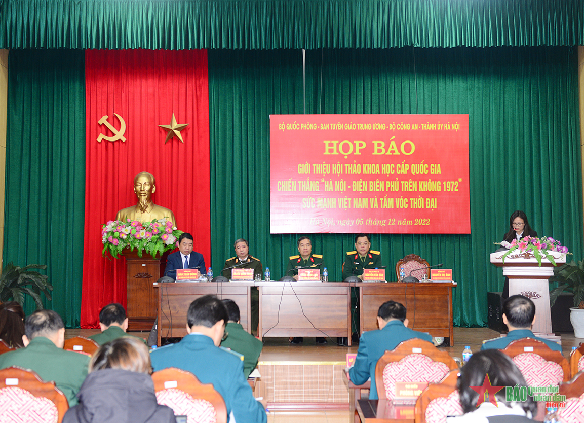 Họp báo giới thiệu Hội thảo khoa học Chiến thắng “Hà Nội-Điện Biên Phủ trên không”