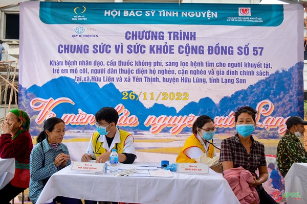Hội Bác sỹ tình nguyện Hành trình mang sức khỏe lên xứ Lạng
