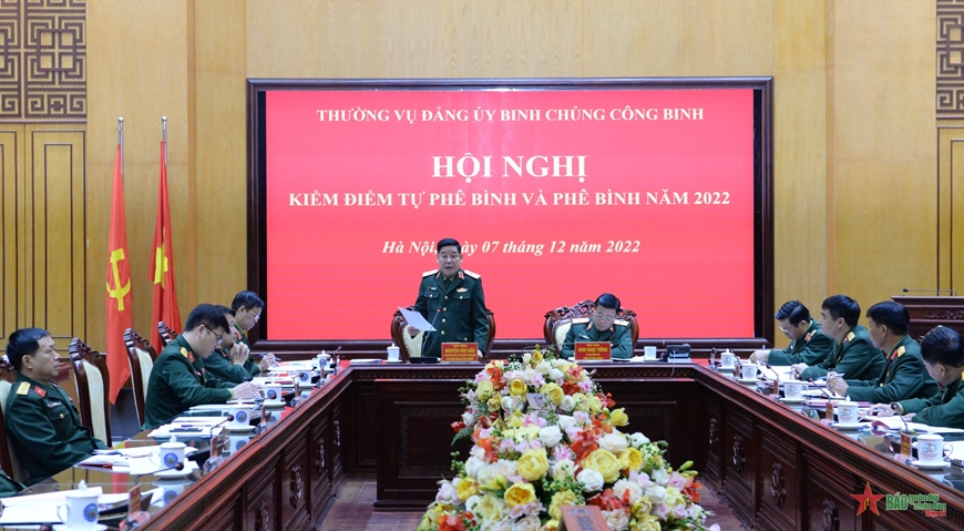 Thường vụ Đảng uỷ Binh chủng Công binh kiểm điểm tự phê bình và phê bình năm 2022