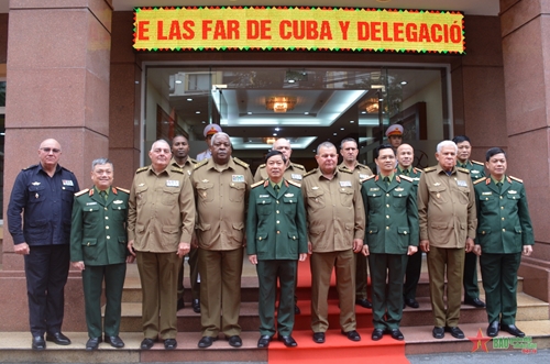 Chủ nhiệm Chính trị các Lực lượng vũ trang Cách mạng Cuba thăm Bộ Tư lệnh 86