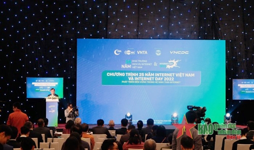 Internet đã mang đến cho Việt Nam những cơ hội và sự đổi mới