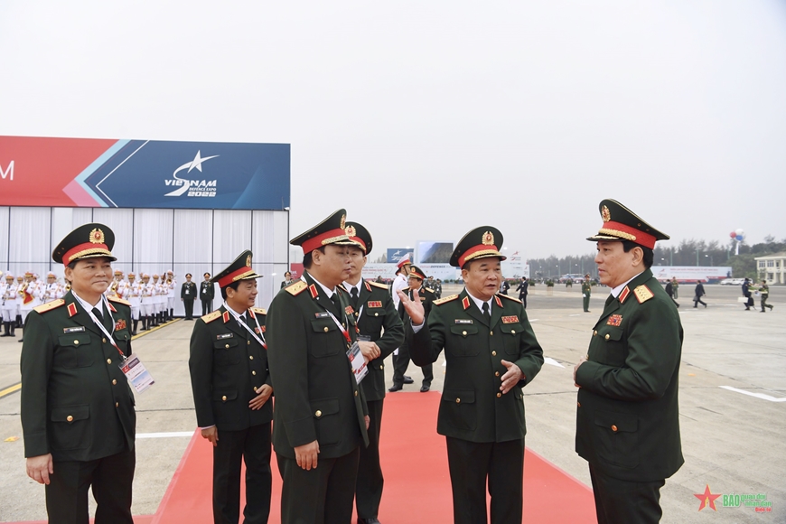 Khai mạc Triển lãm Quốc phòng quốc tế Việt Nam 2022 TRỰC TIẾP: Khai mạc Triển lãm Quốc phòng quốc tế Việt Nam 2022
