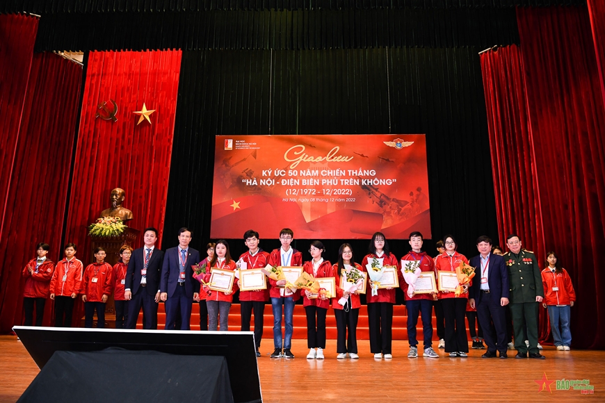 Trí tuệ Bách khoa trong ký ức Chiến thắng “Hà Nội - Điện Biên Phủ trên không”