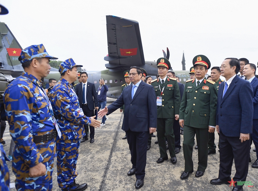 Thủ tướng Phạm Minh Chính tham quan Triển lãm Quốc phòng quốc tế Việt Nam 2022