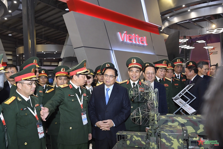 Thủ tướng Phạm Minh Chính tham quan Triển lãm Quốc phòng quốc tế Việt Nam 2022