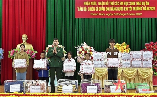 Đoàn Kinh tế-Quốc phòng 5 nhận nuôi, hỗ trợ học sinh có hoàn cảnh đặc biệt khó khăn tại huyện Mường Lát, tỉnh Thanh Hóa