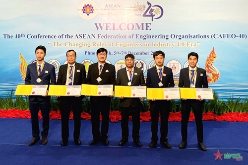 Ngành điện TP Hồ Chí Minh có thêm 64 kỹ sư chuyên nghiệp ASEAN