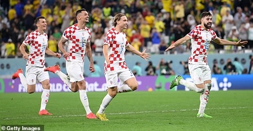 Thắng Brazil trong loạt penalty, Croatia vào bán kết World Cup 2022