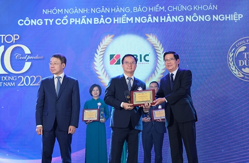 Bảo hiểm Bảo an tín dụng được vinh danh Top 10 Sản phẩm - Dịch vụ Tin dùng Việt Nam