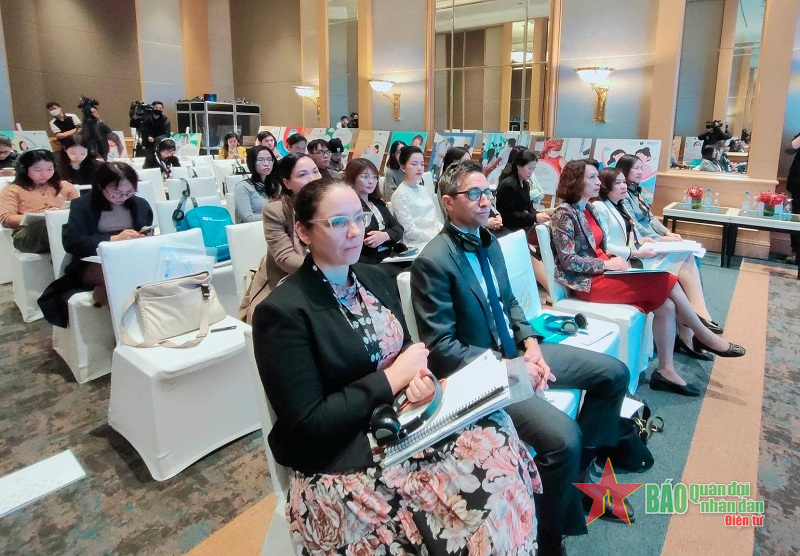 Việt Nam đi sau nhưng về trước trong tiêm chủng vaccine phòng Covid-19