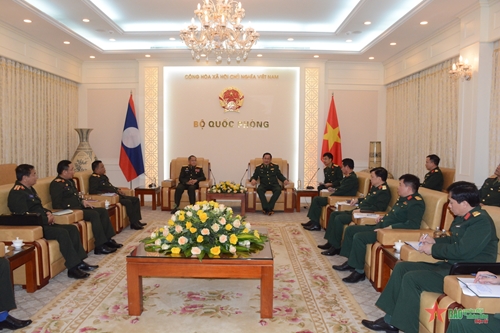 Thượng tướng Võ Minh Lương tiếp đoàn Tổng cục Chính trị Quân đội nhân dân Lào