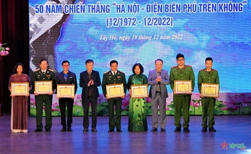 Quận Tây Hồ (Hà Nội) tổ chức kỷ niệm 50 năm Chiến thắng “Hà Nội - Điện Biên phủ trên không”