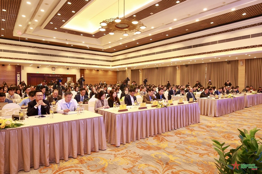 Phó thủ tướng Thường trực Phạm Bình Minh: Chủ động nhận diện vướng mắc pháp lý để hỗ trợ doanh nghiệp kịp thời