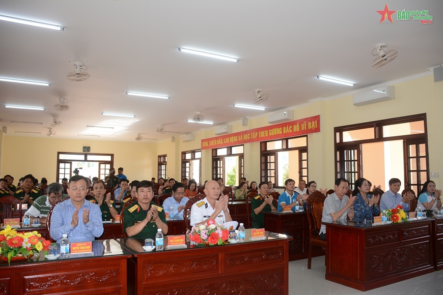 Vượt biển đến với đảo Thổ Chu Vượt biển đến với đảo Thổ Chu