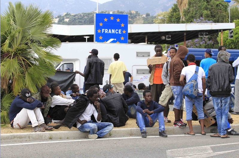 Một mũi tên, nhiều đích ngắm