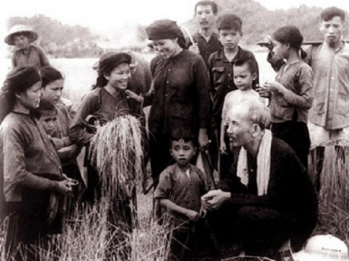 Ngày 27-12-1957: Bác khẳng định “Cuộc đấu tranh của nhân dân Việt Nam và Ai Cập đều nhằm mục tiêu độc lập dân tộc của mỗi nước”