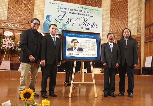 Ra mắt bộ tem bưu chính kỷ niệm 100 năm sinh nhạc sĩ Đỗ Nhuận
