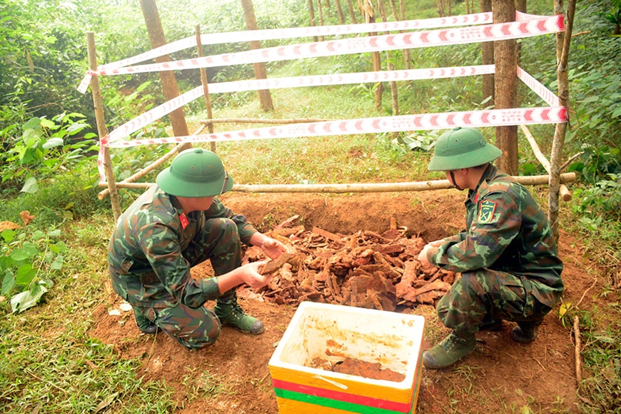 Hồi sinh vùng đất “túi bom”