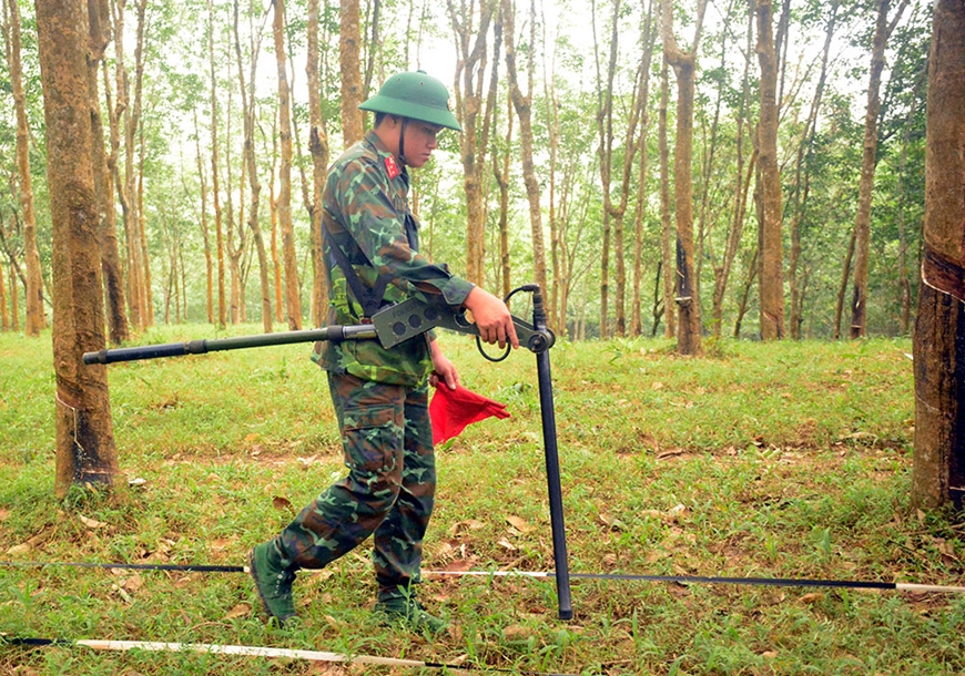 Hồi sinh vùng đất “túi bom”