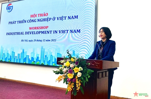 Xây dựng chính sách phát triển công nghiệp ở Việt Nam