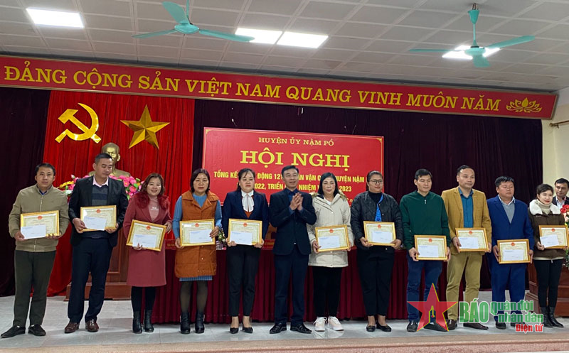 Điện Biên khen thưởng 21 tổ dân vận cơ sở hoàn thành tốt nhiệm vụ