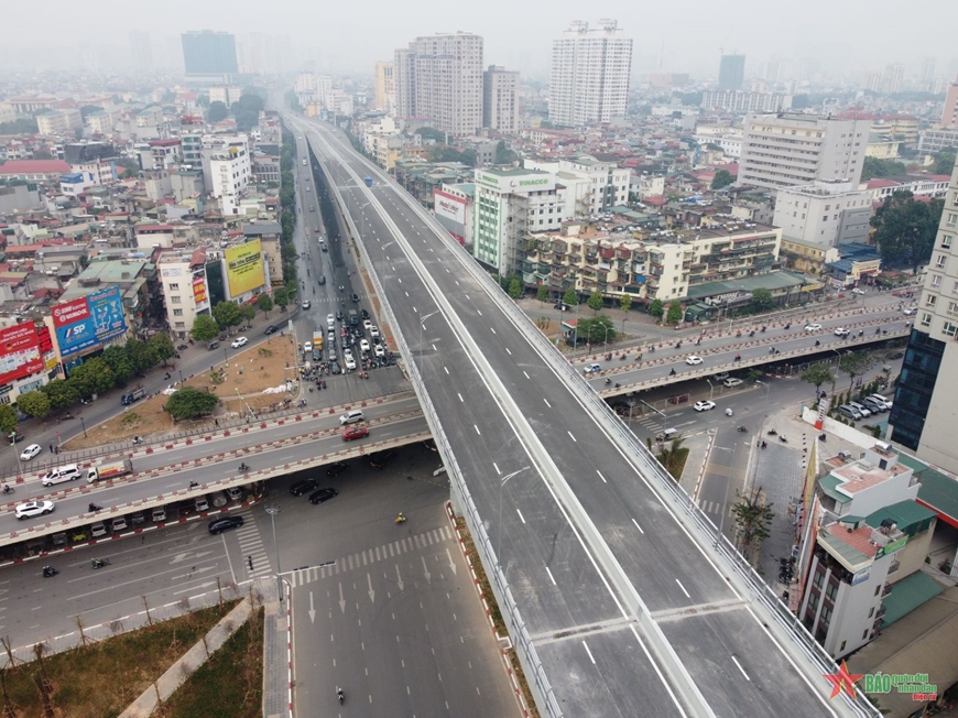 Đường Vành đai 2 trên cao sẽ thông xe trước Tết Nguyên đán Quý Mão 2023