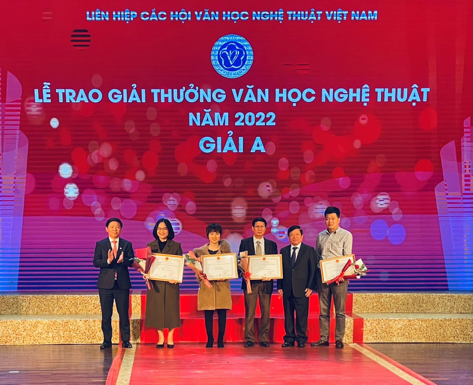 67 tác phẩm được trao Giải thưởng văn học, nghệ thuật năm 2022