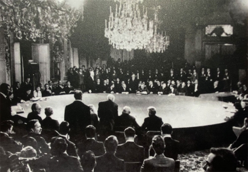 Trưng bày hơn 200 tài liệu, hình ảnh và hiện vật “Hội nghị Paris – Cuộc đàm phán lịch sử”