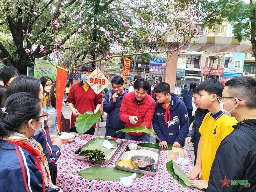 Bánh chưng xanh, Tết an lành