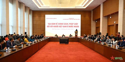 Tọa đàm về chính sách, pháp luật đối với người Việt Nam ở nước ngoài