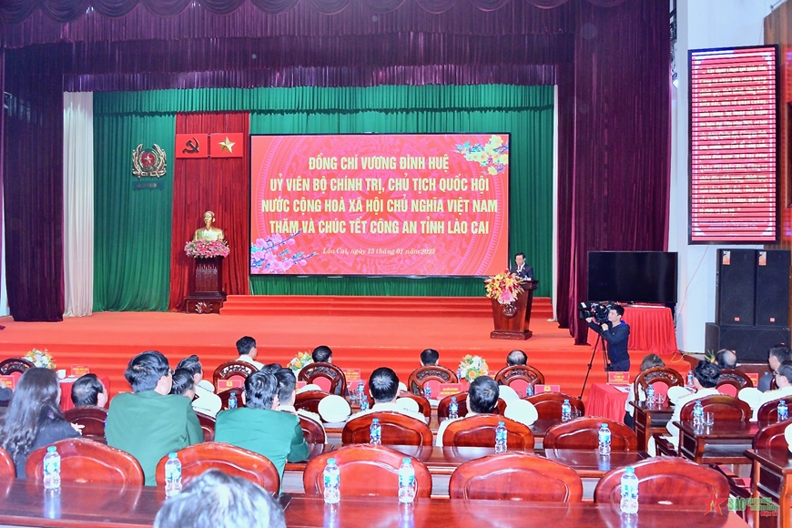 Chủ tịch Quốc hội Vương Đình Huệ: Bảo đảm cho nhân dân đón Tết an toàn, hưởng trọn mùa xuân ấm no, hạnh phúc