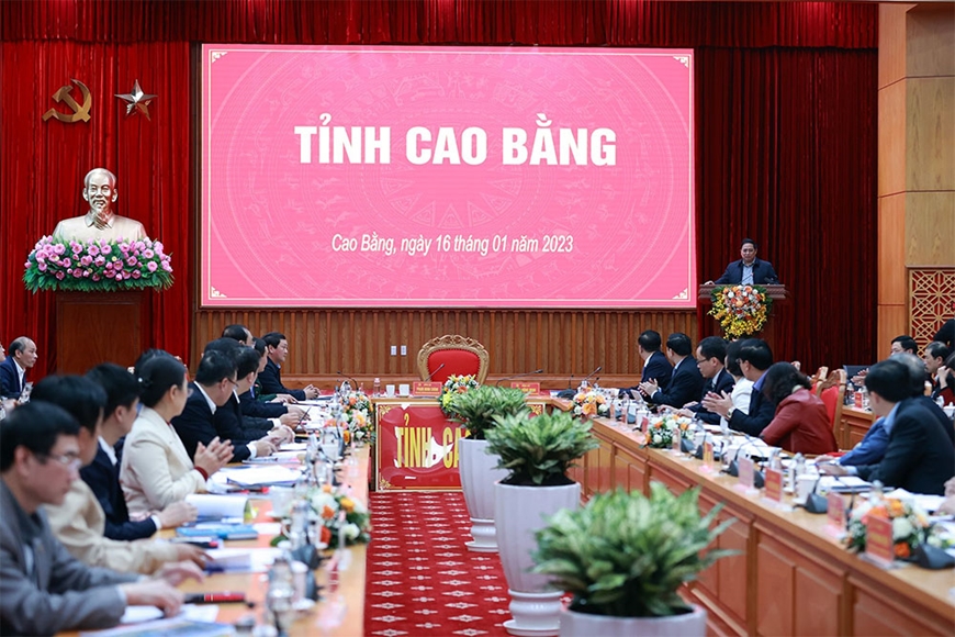 Thủ tướng Chính phủ Phạm Minh Chính: Cao Bằng cần đầu tư phát triển du lịch và phát triển kinh tế cửa khẩu